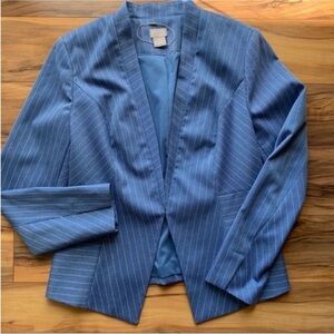 Chico’s light pin stripes blazer xs